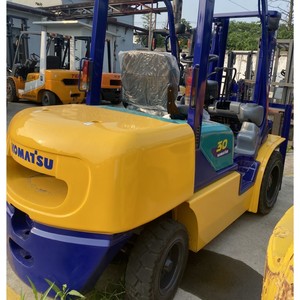 <b>Used</b> Komatsu Diesel Forklift 3-7 Ton 4.5m 4WD Rough Terrain Solid Tire - Product Image 6