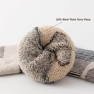 Chaussettes de sport d'hiver unisexes en <span class=keywords><strong>laine</strong></span> mérinos épaisse et chaude pour hommes/femmes, chaussettes de randonnée thermiques mi-mollet pour activités de plein air et affaires - Product Image 2