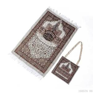 Nouveau design 2023 Tapis de prière musulman écologique pour voyage, articles ménagers personnalisés en gros à vendre - Product Image 5