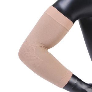 Manchon de compression graduée OEM 20-30 mmHg pour coude, manchon de récupération médicale pour bras, manchon de compression OEM personnalisé en gros - Product Image 2