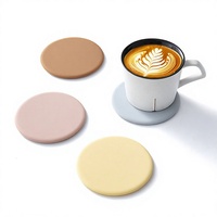 Sous-verres modernes en silicone isolants thermiquement pour tasses à café, tasses à eau promotionnelles créatives pour hôtels, sets de table personnalisables avec logo