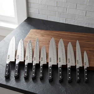 Cuchillo de chef Seki Japan de acero inoxidable con hoja dentada y mango de plástico, diseño ambidiestro, apto para lavavajillas, hoja con diseño de hoyuelos - Product Image 2