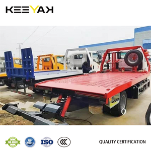 Promotion : Camion de <span class=keywords><strong>remorquage</strong></span> à plateau plat ISUZU 4X2 de 4 tonnes avec plateforme hydraulique pour le transport et le dépannage de voitures, camion de dépannage lourd à vendre - Product Image 5