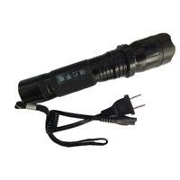 Lampe torche tactique LED de qualité militaire 1200 lumens, zoomable, étanche pour le camping et l'équipement de survie