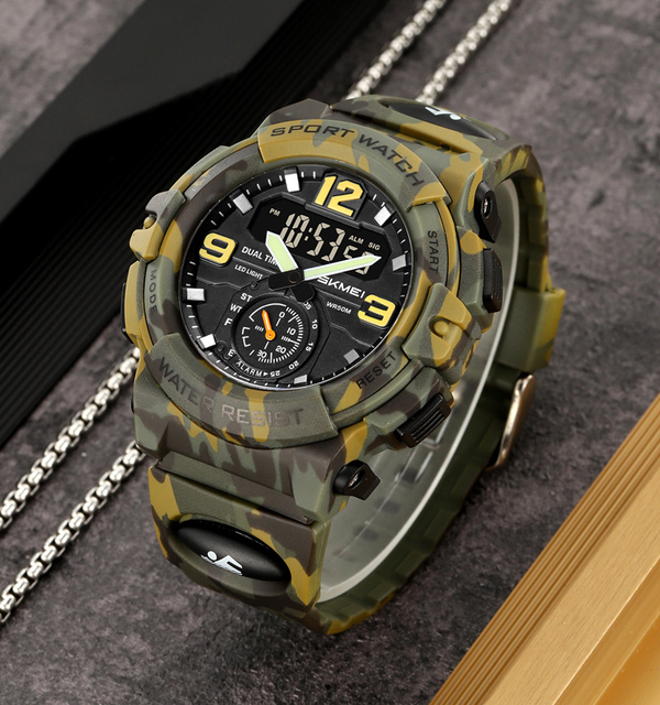 Basic Digital Watch 30M Waterproof Stopwatch Alarm Calendar Daily Use