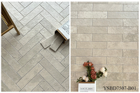 Carreaux de porcelaine gris clair 75x300 effet pierre calcaire pour murs extérieurs de maison