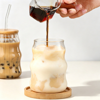 Gelas Tumbler Korea Bergaris untuk Jus, Kopi, Pesta, dengan Hiasan Pita, Kaca Borosilikat Tahan Panas, Aman untuk Microwave dan Mesin Cuci Piring, Bambu