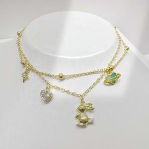 Pulsera de plata de ley 925 con diseño de animalito, elegante nudo, color minimalista, macramé, hecha a mano, con piedras de colores para niñas. - Product Image 3