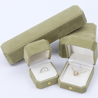 Boîte à bijoux en velours orange et vert personnalisée avec logo en relief pour bracelet, bague, emballage de cadeau de festival