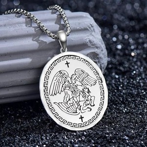Acero inoxidable religioso <span class=keywords><strong>Azrael</strong></span> Gabriel Raphael Uriel Michael Arcángel Ángel ala medalla collar de acero inoxidable joyería - Product Image 3
