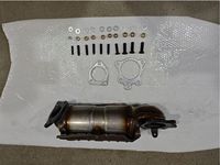 Nouveau convertisseur catalytique avant pour Honda Civic 2016-21 CR-V 2017-21 1.5L *BB
