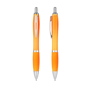 قلم بلاستيكي عالي الجودة قلم كرة أبيض بلاستيكي كلاسيكي مقبول بشعار مخصص