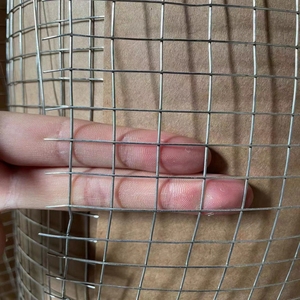 Nhà máy trực tiếp màu xanh lá cây <span class=keywords><strong>PVC</strong></span> tráng mạ kẽm hàn dây lưới gia cầm lưới vuông gà rắn hàng rào với dịch vụ cắt - Product Image 3