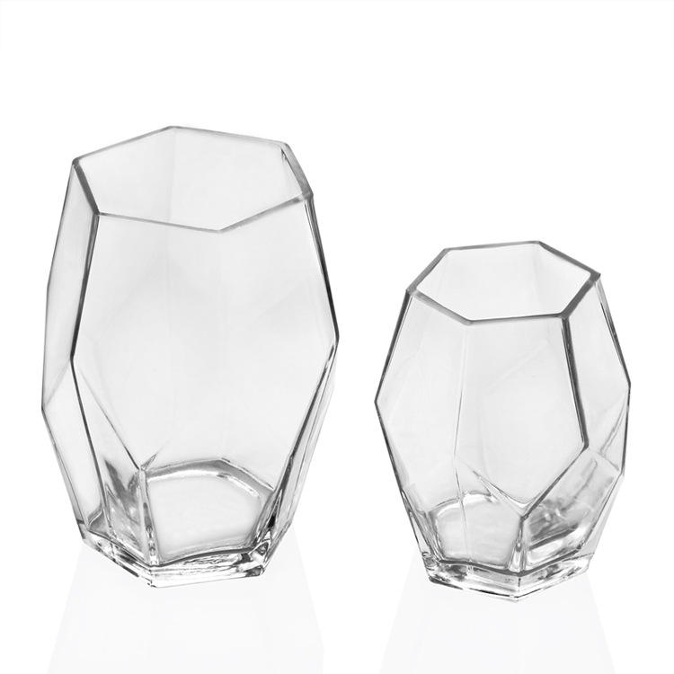 装飾のための創造的な透明な六角形の形のガラスの花瓶多角形のガラスの