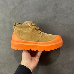 Botas de Nieve Uggs Personalizadas de Diseñador para Hombre y Mujer, con Amortiguación, Suelas Gruesas, Antideslizantes, Cierre de Calcetín, Zapatos para Caminar al Aire Libre - Product Image 1