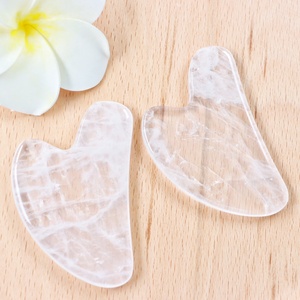 Outil de massage facial et corporel Gua Sha en quartz rose, pierre Bian, jade véritable et cristal de quartz avec logo personnalisé - Product Image 4