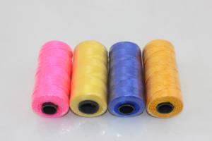 Vente en gros <span class=keywords><strong>de</strong></span> ficelle <span class=keywords><strong>de</strong></span> <span class=keywords><strong>bobine</strong></span> <span class=keywords><strong>de</strong></span> pp <span class=keywords><strong>de</strong></span> couleur différente ficelle <span class=keywords><strong>de</strong></span> film pp ficelle <span class=keywords><strong>de</strong></span> <span class=keywords><strong>lin</strong></span> tomate - Product Image 6