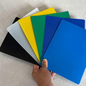 Geomembrana de HDPE de Alta Resistencia a Impactos y Perforaciones, Revestimiento para Presas de 1.0 mm y 2.0 mm - Product Image 1