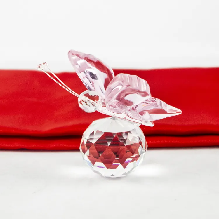 Zhejiang оптом новый дизайн Красочный Кристалл Бабочка Орнамент Хрустальное стекло 3d Бабочка модель для свадебного подарка