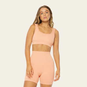 Ensemble 2 pièces color block pour femme : Soutien-gorge de sport et short taille haute pour la gym, la course et le yoga - Product Image 1