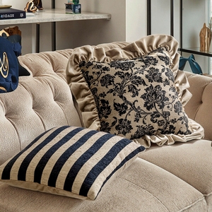 Style français INS haut de gamme lumière luxe carré canapé housse de coussin motif floral bord à volants oreiller décoratif pour la maison chevet - Product Image 3