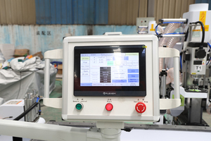 Máquina CNC para fabricar cerraduras y bisagras <span class=keywords><strong>de</strong></span> puertas, máquina CNC para mortajar orificios <span class=keywords><strong>de</strong></span> cerraduras en <span class=keywords><strong>madera</strong></span> - Product Image 5