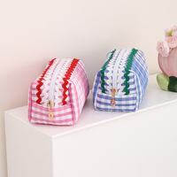 Pochette de toilette à carreaux Gingham avec bordure Rick Rack, forme boîte, organiseur de voyage pour femmes