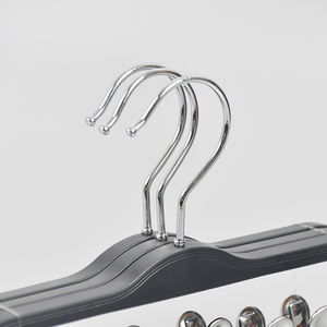 Percha de plástico para pantalones de <span class=keywords><strong>Zara</strong></span> con clips, muestra gratis, perchas de plástico negro mate para vestido de niños - Product Image 3