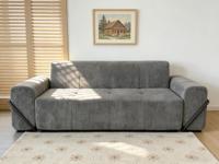 Langlebiges Stoffbezogenes Komprimiertes Sofa Vakuumversiegelt Modulares Gebogenes Schwarzes Metallgestell Dreisitzer Flaches Büro- und Schulsofa