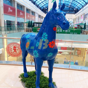 Sculpture de cheval en fibre de verre peinte Libit LBT 041, figurine à poser au sol pour extérieur, motif animal, décoration du Nouvel An chinois - Product Image 2