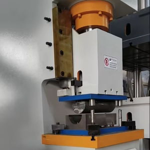 Prensa hidráulica manual de 200 toneladas de un solo brazo para calibración y enderezamiento de rodamientos y núcleos de motor, con alta precisión de control. - Product Image 1