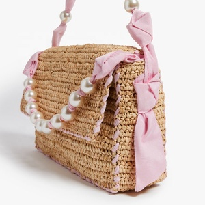 Bandoleras de paja con cadena de perlas para mujer, bandoleras de playa con logotipo personalizado, color rosa, novedad de 2023 - Product Image 5