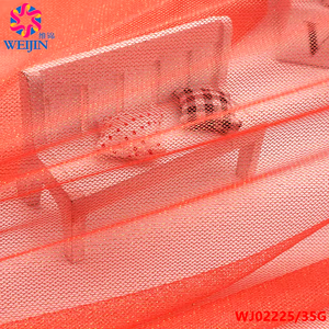 Échantillon gratuit <span class=keywords><strong>pas</strong></span> <span class=keywords><strong>cher</strong></span> nouveau gros 100% Nylon Super doux respirant <span class=keywords><strong>Tulle</strong></span> maille tissu rouge mariée broderie Net Saree robe <span class=keywords><strong>jupe</strong></span> - Product Image 5