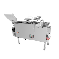 Machine de remplissage et de scellage automatique électrique de flacons en verre aseptiques de 10 ml pour les applications de boissons et de produits chimiques, haute capacité