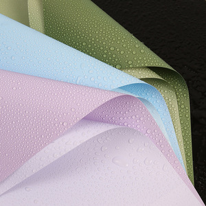 Rollo de Papel Sintético Ecológico de Lujo, Color Sólido Mate, Efecto Niebla Matutina, Impermeable, para Envolver Flores, con Revestimiento de Doble Cara - Product Image 4
