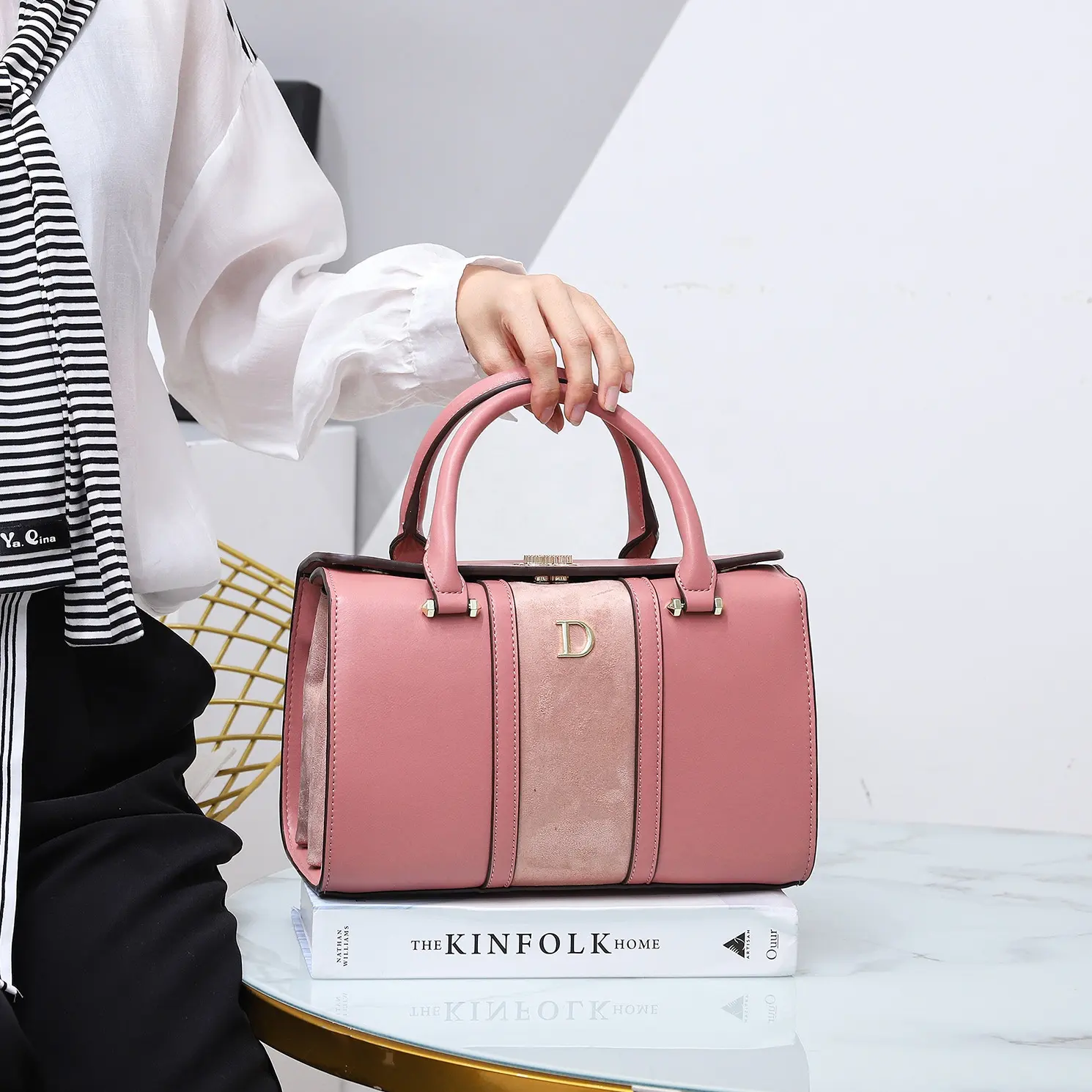 Hot Selling Products Large Capacity luxury hand bags split joint ladies bag textures bags for woman factory direct sales 28 cm