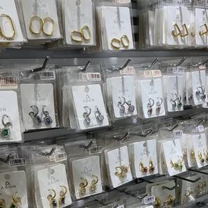 ต่างหูห่วงสแตนเลสชุบทอง 18K PVD กันน้ำ ป้องกันอาการแพ้ ประดับเพชรซิร์คอนหลากสี ขายส่งแบบห่วงกลม - Product Image 1