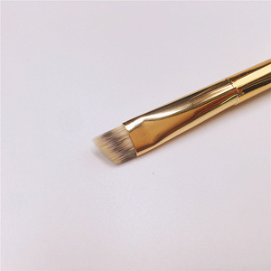 <span class=keywords><strong>Brocha</strong></span> <span class=keywords><strong>de</strong></span> maquillaje <span class=keywords><strong>de</strong></span> ojos al por mayor personalizada Mini brochas <span class=keywords><strong>de</strong></span> maquillaje <span class=keywords><strong>de</strong></span> <span class=keywords><strong>cejas</strong></span> veganas en ángulo ostentosas <span class=keywords><strong>de</strong></span> oro <span class=keywords><strong>brocha</strong></span> correctora - Product Image 5