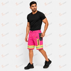 Pantalones Cortos de Trabajo de Alta Visibilidad Color Rosa para Hombre Tiierwear con Tiras Reflectantes - Product Image 2