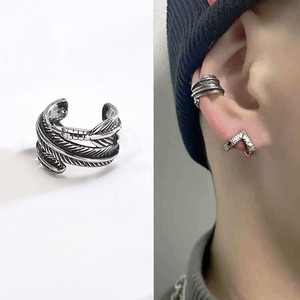 1 Par de Pendientes de Clip con Plumas Vintage, <span class=keywords><strong>Sin</strong></span> Agujeros, Diseño Retro Punk, Unisex, Joyería de Moda - Product Image 2