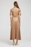 Bekleidungs hersteller Custom Spring Autumn Khaki Turn Down Neck Kurzarm Elegant Casual Women Plissee Leder kleid