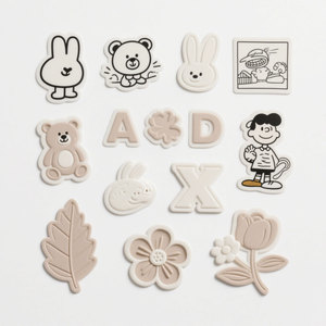Autocollants en vinyle imperméables de luxe personnalisés avec impression UV, logo, découpe esthétique transparente, autocollant pour entreprise - Product Image 2