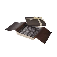 Boîte cadeau rigide de luxe personnalisée en gros, en papier, avec gaufrage, matériaux recyclés, couleur et taille personnalisables, pour emballage de bonbons, chocolats et confiseries