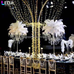 Bola de flores artificiales LEDA para decoración de bodas, centros de mesa con plumas de avestruz blancas para fiestas de boda - Product Image 4