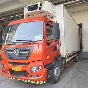 Camion frigorifique 10-15T de capacité, norme Euro 4, transmission manuelle, pour transport en chaîne du froid - Product Image 1