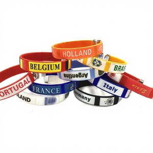 Braccialetto per Tifosi di Calcio Spagna Brasile Portogallo Argentina Francia Italia Anello da Polso per Fan Taglia Unica - Product Image 1
