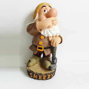 Décoration intérieure Figurine de nain barbu blanc personnalisé Mini petits ornements de jardin Statue de gnome décorative - Product Image 4