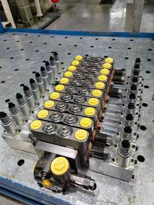 Katup <span class=keywords><strong>solenoid</strong></span> ekskavator blok kumparan katup <span class=keywords><strong>solenoid</strong></span> ekskavator Modern <span class=keywords><strong>Volvo</strong></span> Hitachi Doushan katup <span class=keywords><strong>solenoid</strong></span>, perjalanan Putar - Product Image 5