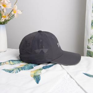 Casquettes de baseball en nylon brodées sur mesure en gros - Respirantes, imperméables, unisexes, ajustables, fermeture arrière, athlétiques/décontractées - Product Image 4