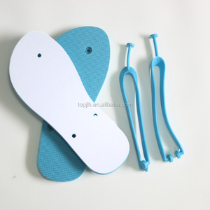 Chaussons en vente chaude, impression personnalisée, blancs vierges pour sublimation, tongs populaires - Product Image 2